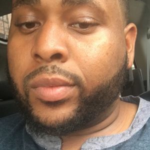 Meet your Posher, Carlos